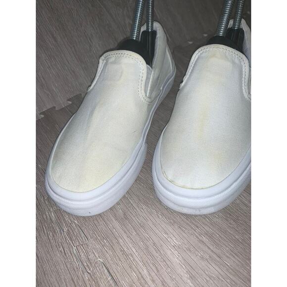 Vans Classic Slip-On Unisex Shoes White Women's Size 6 Casual Skate‎ Sneakers - Picture 2 of 7